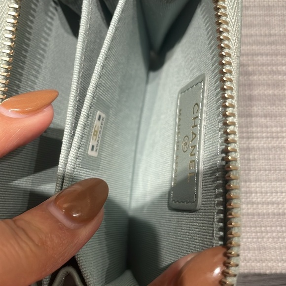 Great Condition Caviar Chanel Zipped Coin Purse - Picture 14 of 15